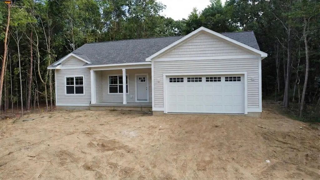 15741 Mercury Drive, Grand Haven