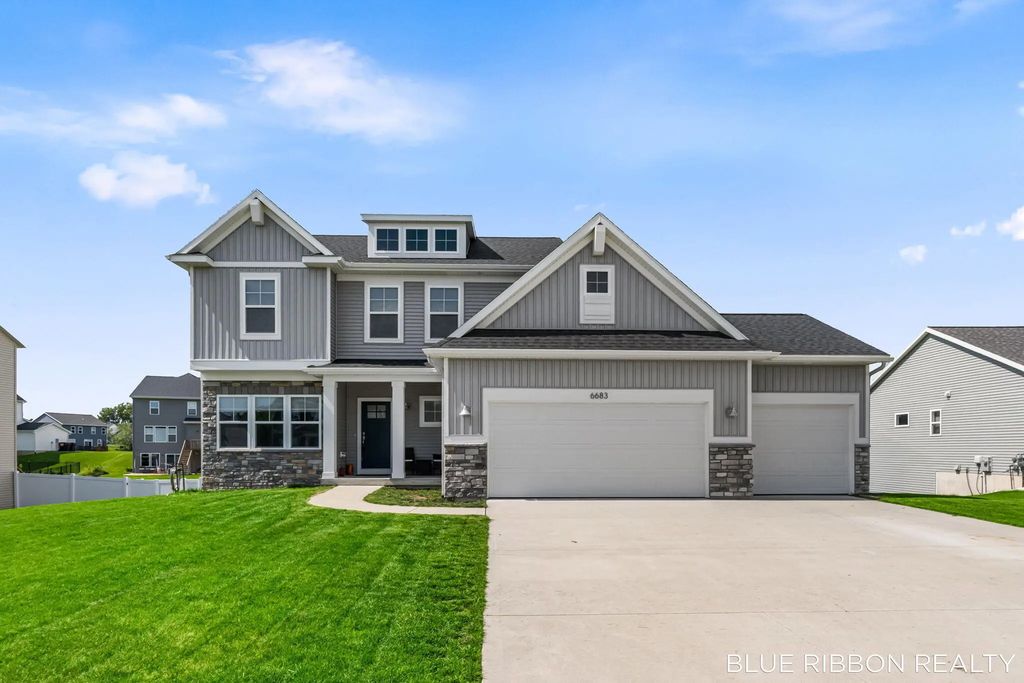 6683 Maria Drive, Hudsonville