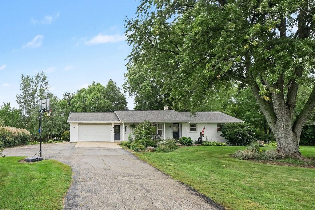 4175 120th Avenue, Holland