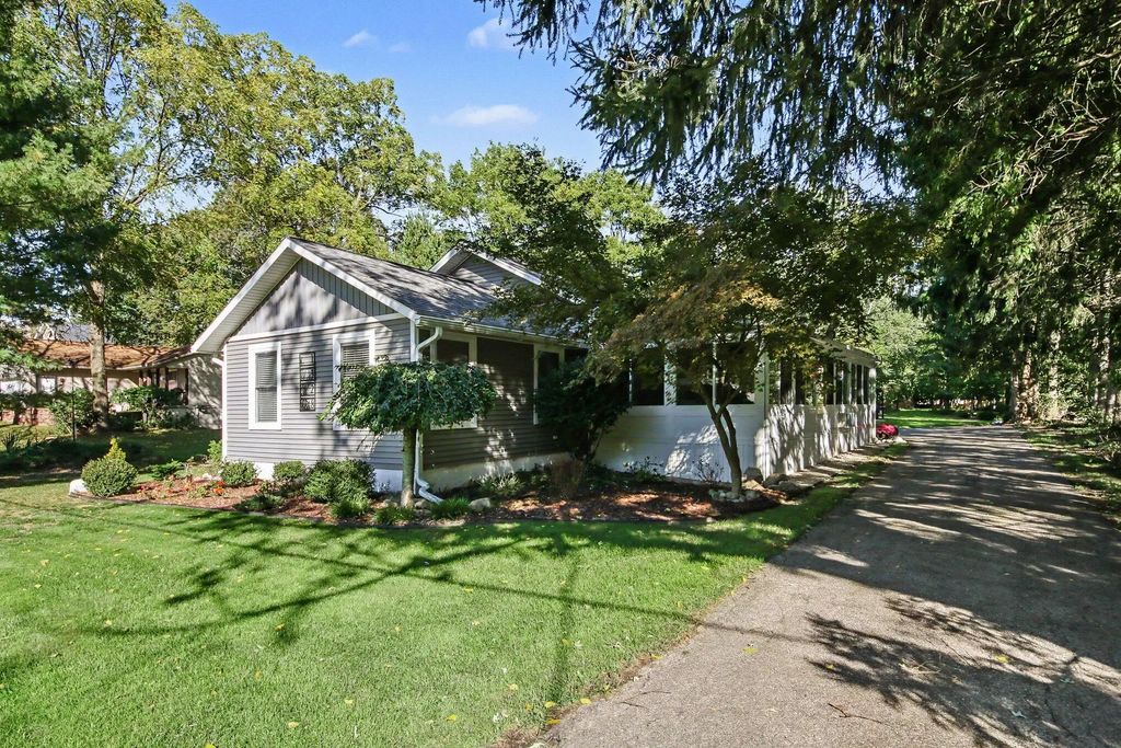 1328 Maplerow Avenue, Grand Rapids