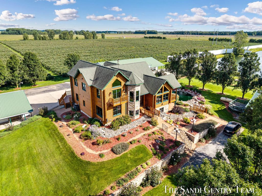 4182 Ensley Road, Ravenna