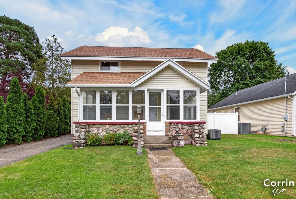 370 Norwood Street, Rockford