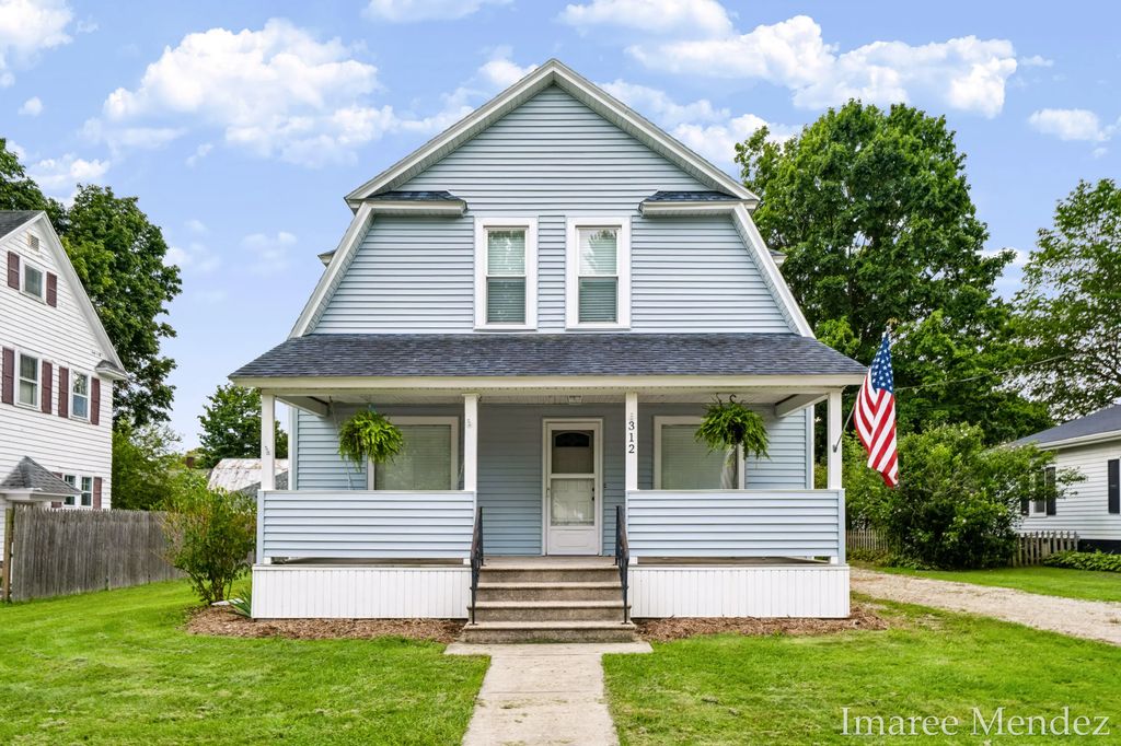 312 Emmons Street, Caledonia
