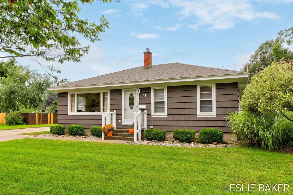 311 W 30th Street, Holland