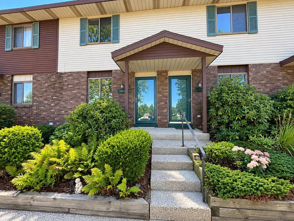 441 Lincoln Ridge Drive, Holland