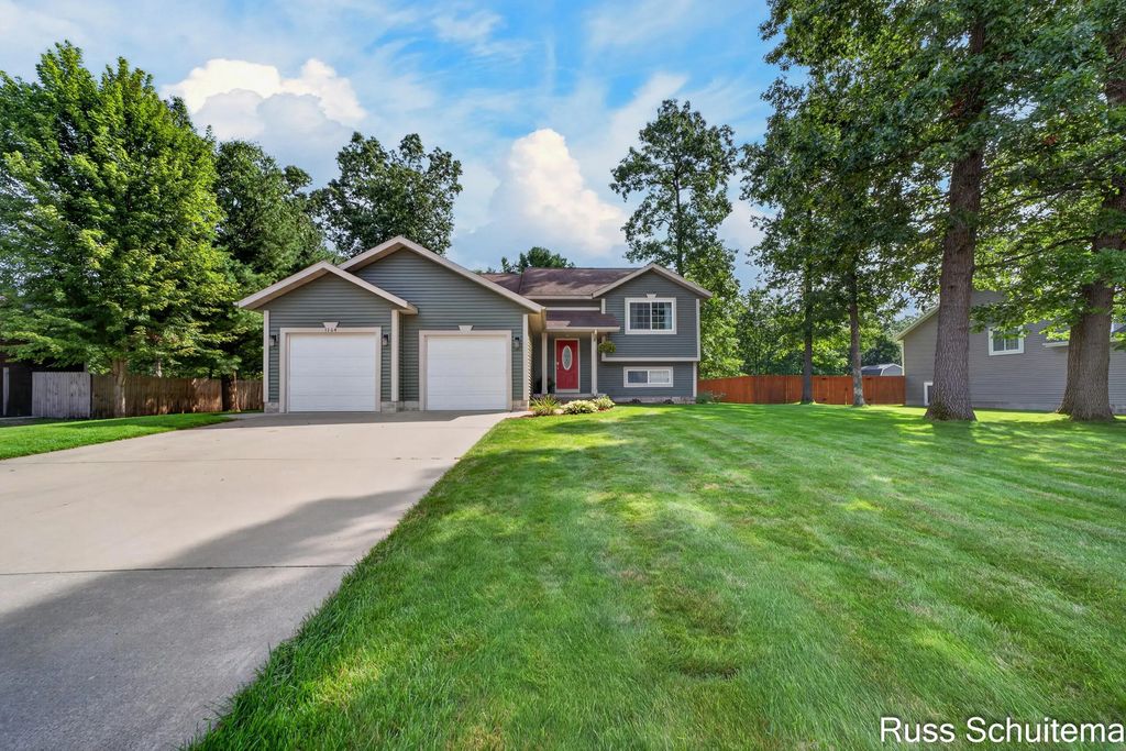 1164 Brian Drive, Muskegon