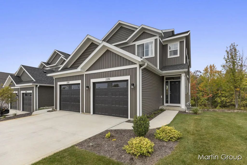 2240 Watertown Way, Grand Rapids