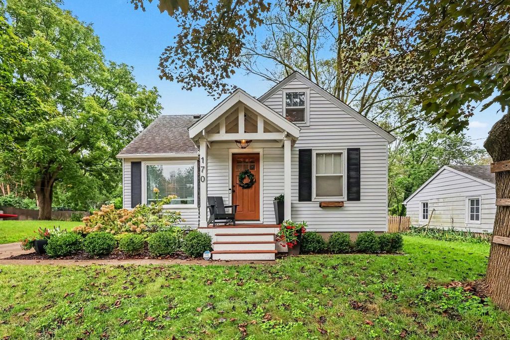 170 E 35th Street, Holland