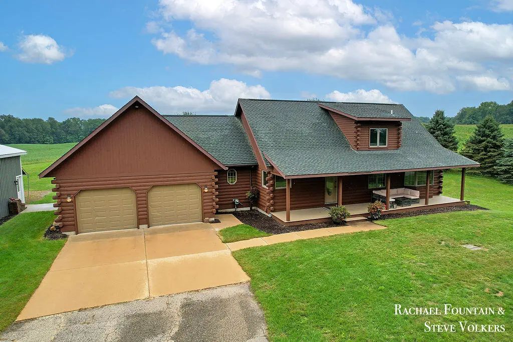 7320 100th Street, Caledonia