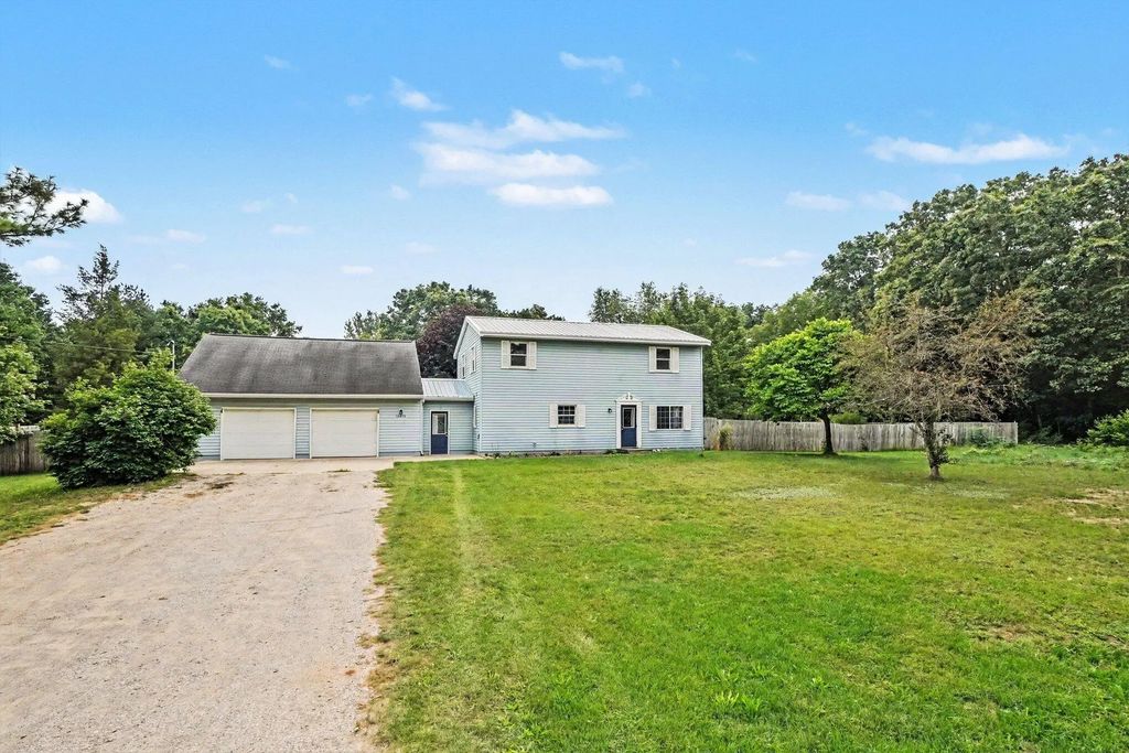 12876 Ferris Street, Grand Haven