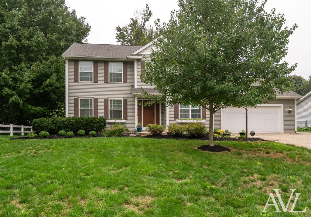 9040 Cedarview Avenue, Jenison