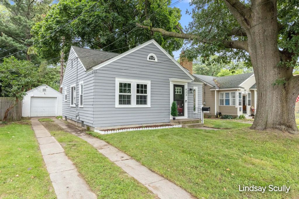 823 Alger Street, Grand Rapids