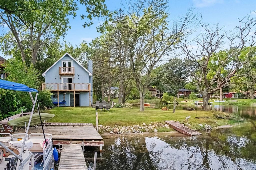 2273 Schimperle Drive, Grand Rapids