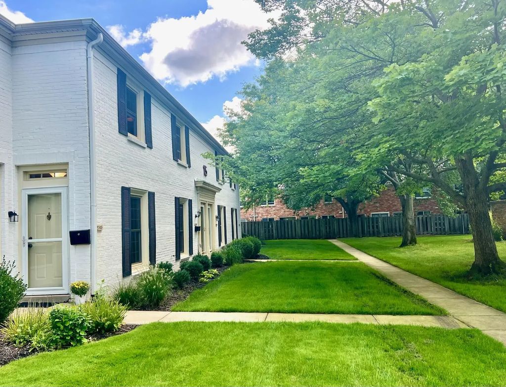 2505 Abbington Drive 137, Grand Rapids