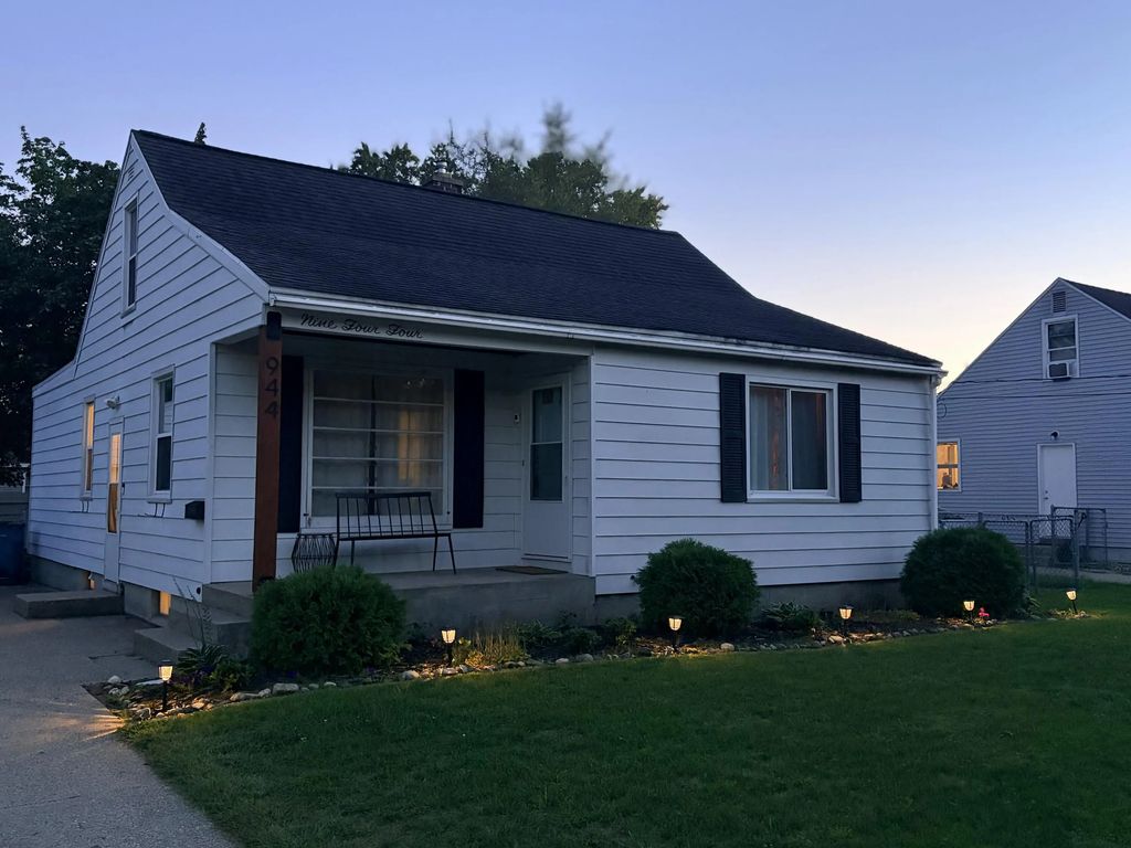 944 Kentfield Street, Wyoming