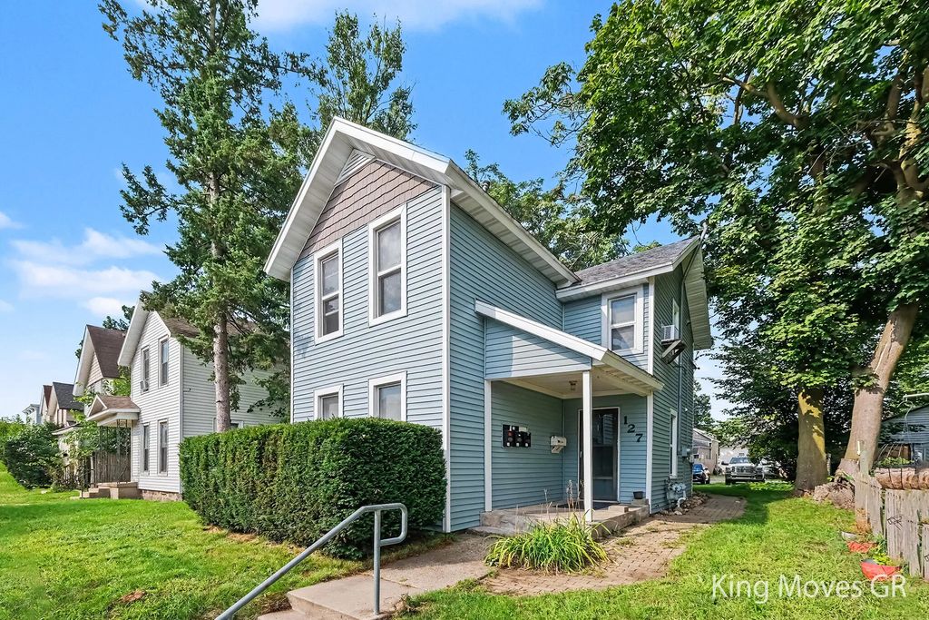 127 Lexington Avenue, Grand Rapids