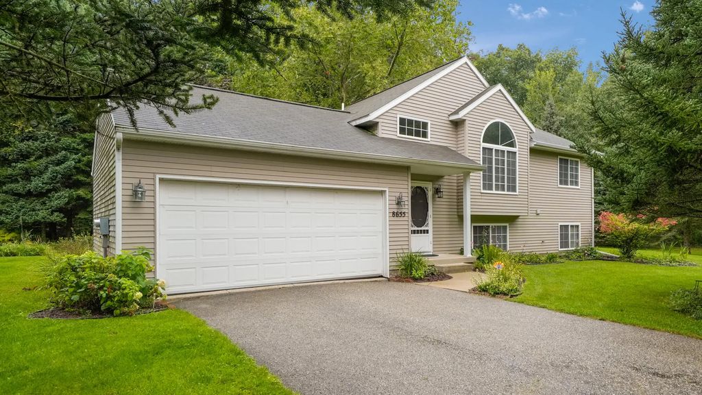 8655 Wildcat Run Drive, Rockford
