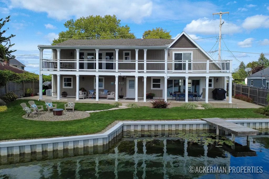 494 S Shore Drive, Caledonia
