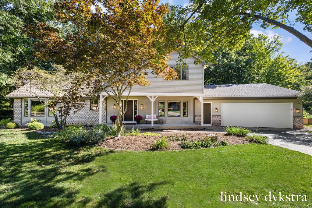 7395 Whispering Ridge Street, Grand Rapids