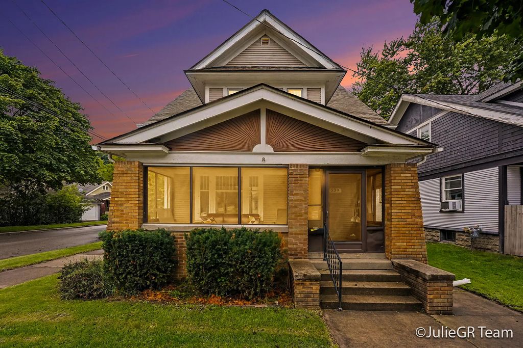 539 Garfield Avenue, Grand Rapids