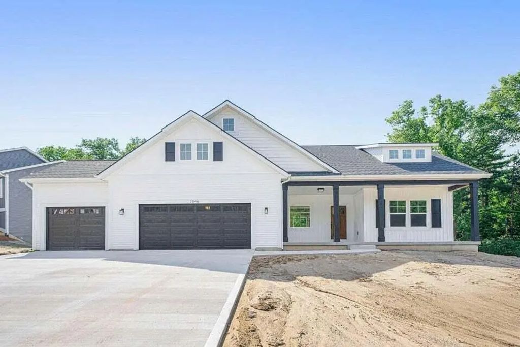 4199 3 Mile Road, Grand Rapids