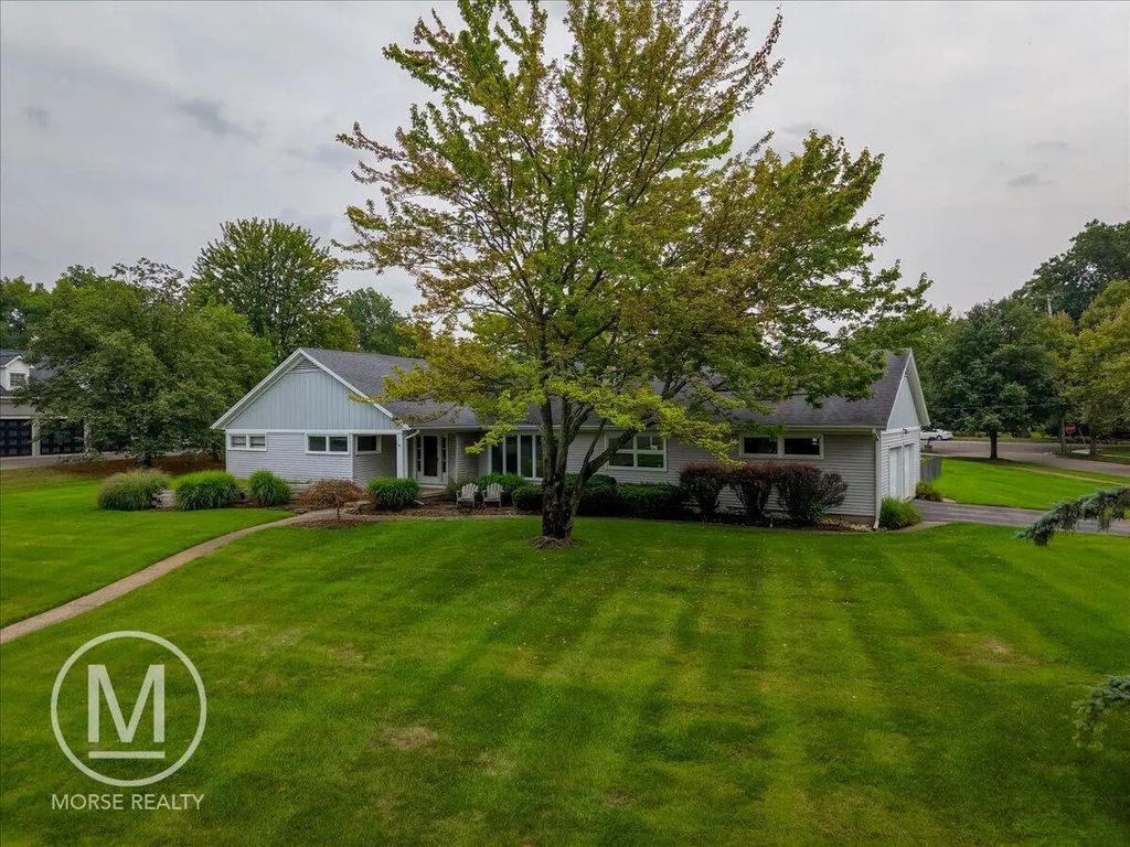 2816 Bonnell Avenue, East Grand Rapids
