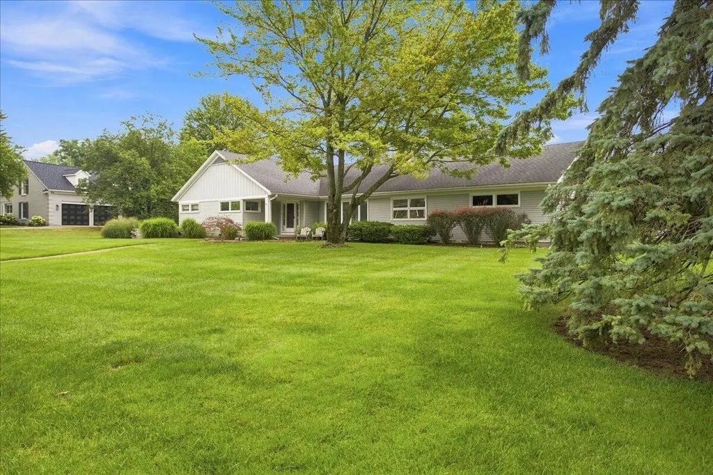 2816 Bonnell Avenue, East Grand Rapids