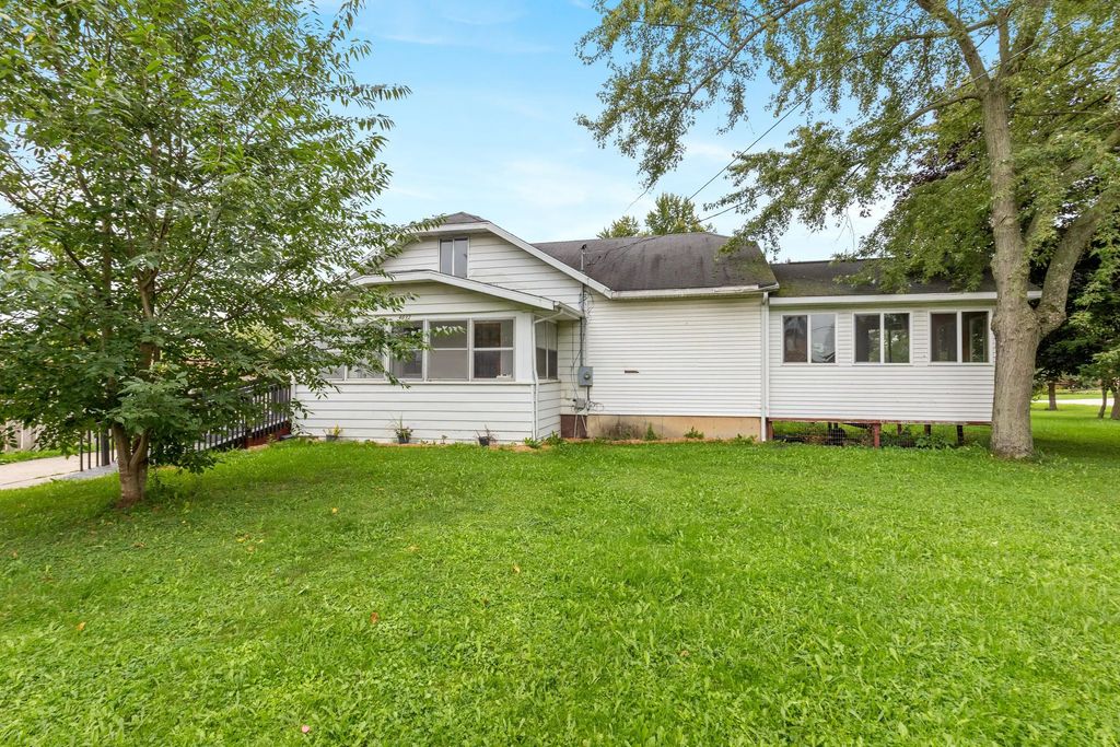 4032 Richmond Street, Grand Rapids
