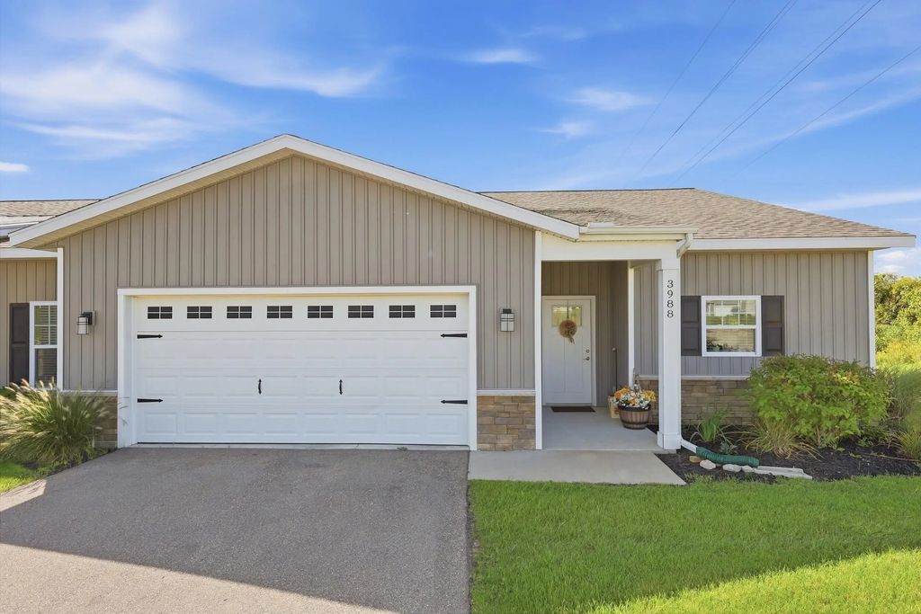 3988 Reserve Drive, Wyoming