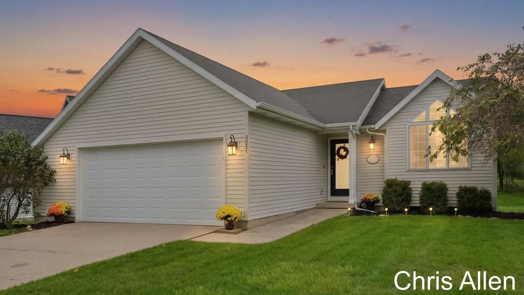 3051 Woodglen Street, Grand Rapids
