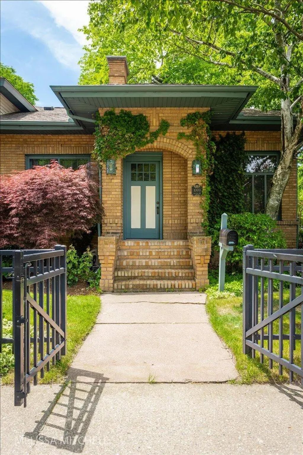 1009 Breton Road, East Grand Rapids
