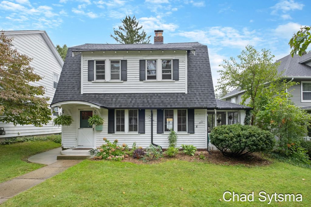 324 Ball Park Boulevard, Grand Rapids