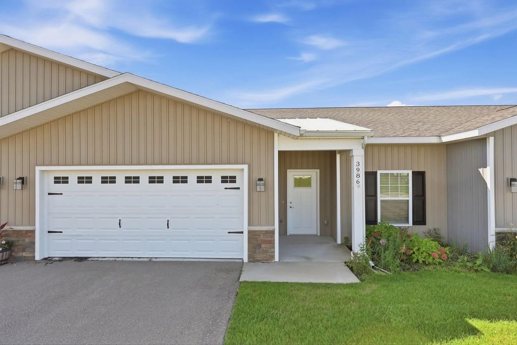 3986 Reserve Drive, Wyoming