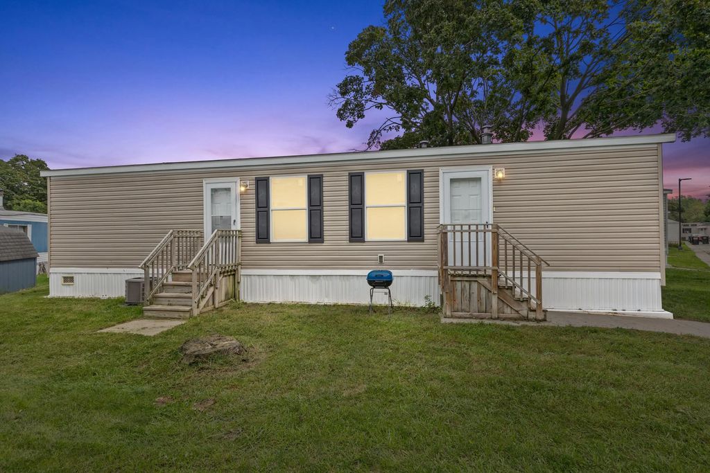 195 S Green Meadow Street, Grand Rapids