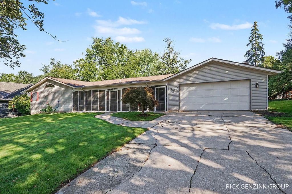 131 Sorrento Drive, Holland