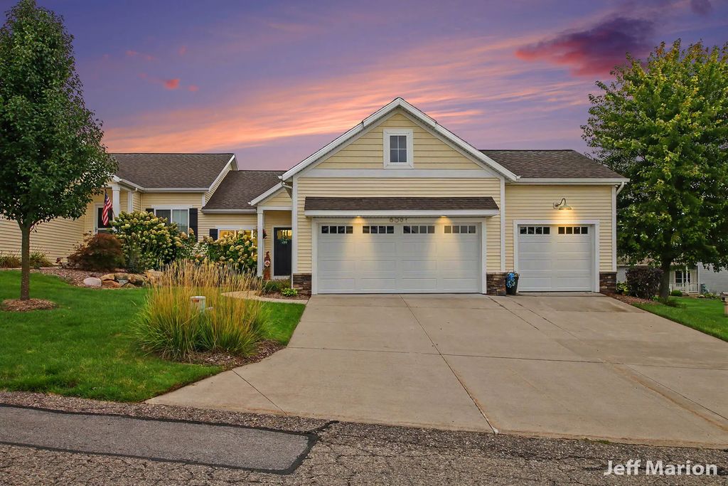 6091 Gleneagle Highlands Drive, Hudsonville