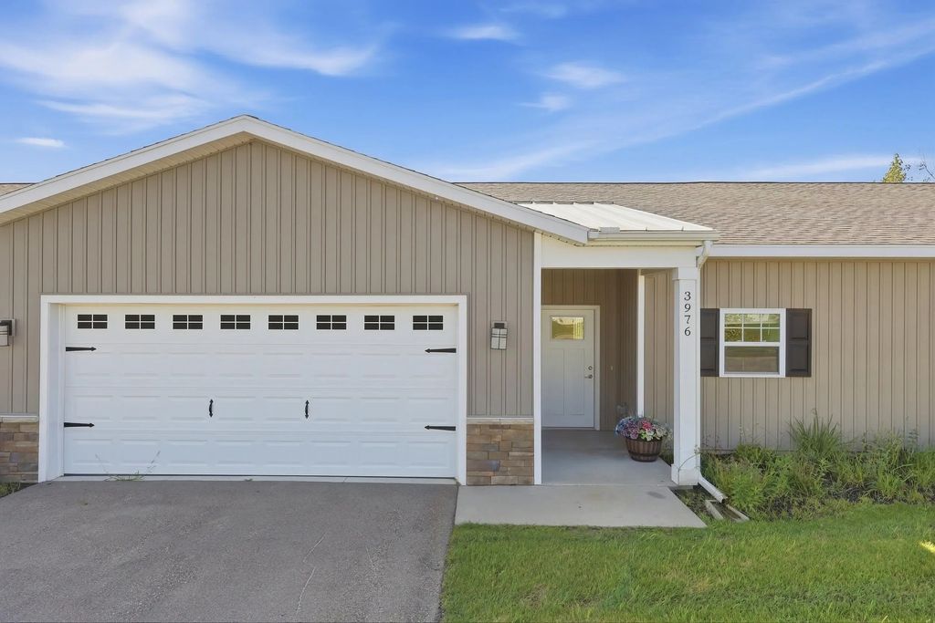 3976 Reserve Drive, Wyoming
