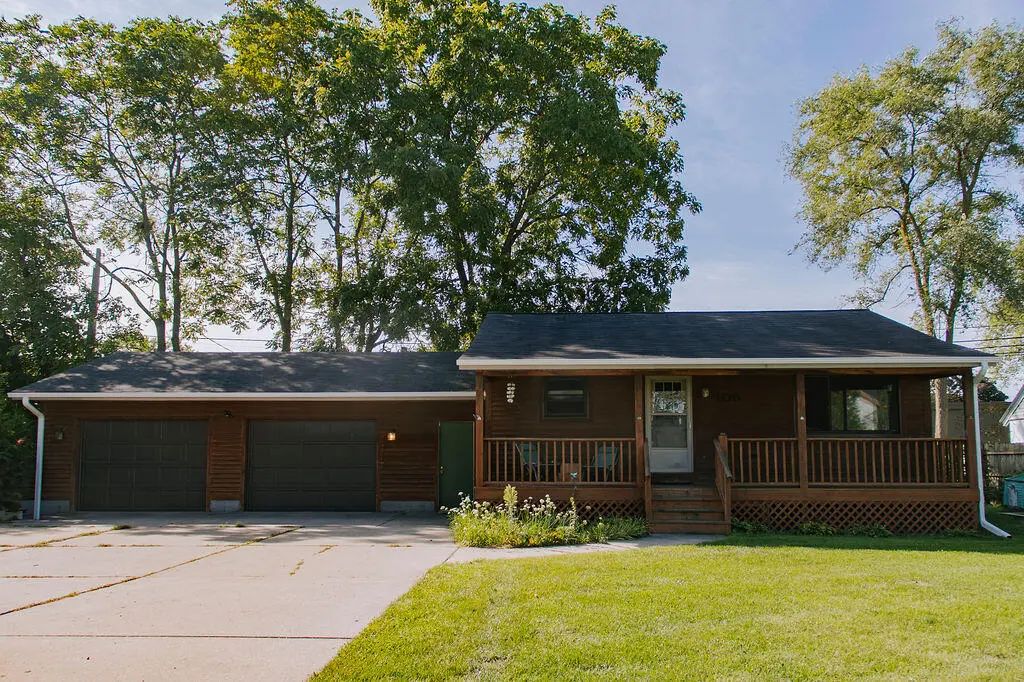 408 W 20th Street, Holland