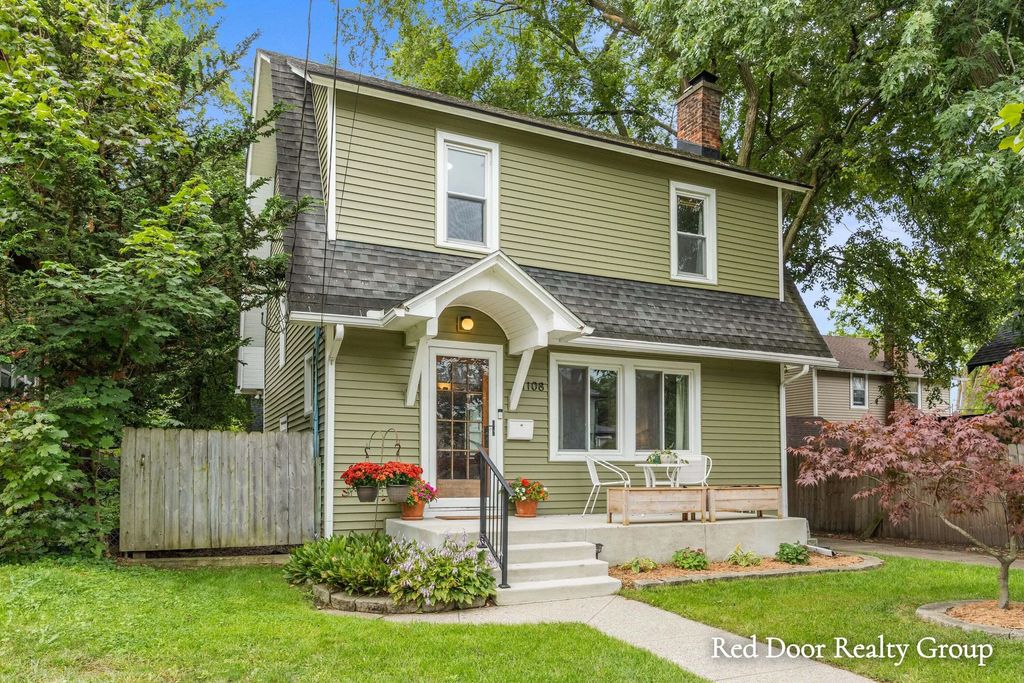 1108 Fisk Road, Grand Rapids