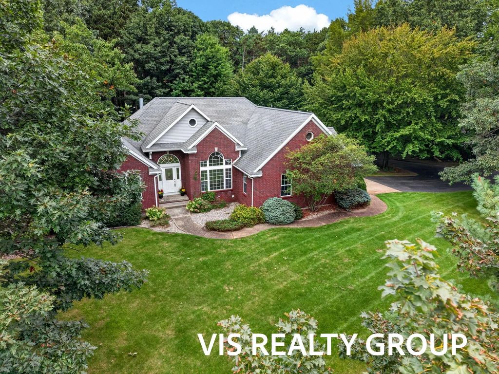 11625 Hidden Hollow Drive, Grand Haven