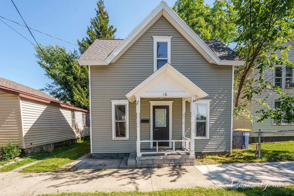 16 Indiana Avenue, Grand Rapids