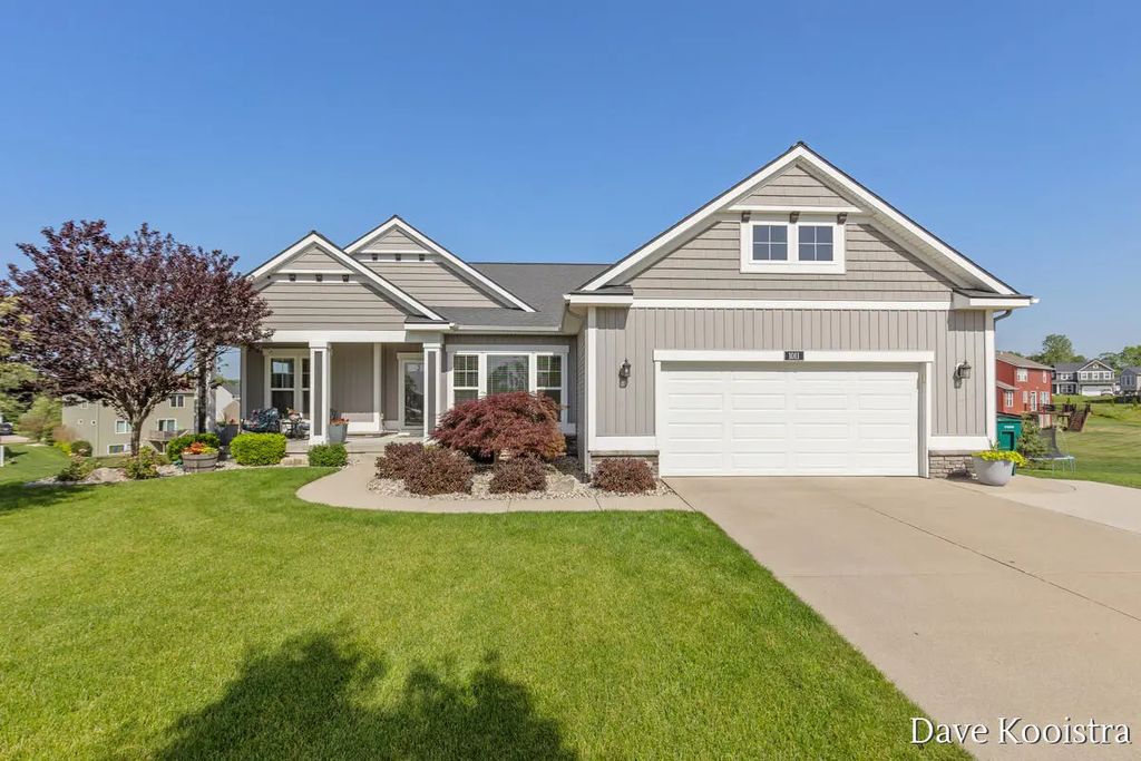 1011 Dreamfield Drive, Byron Center