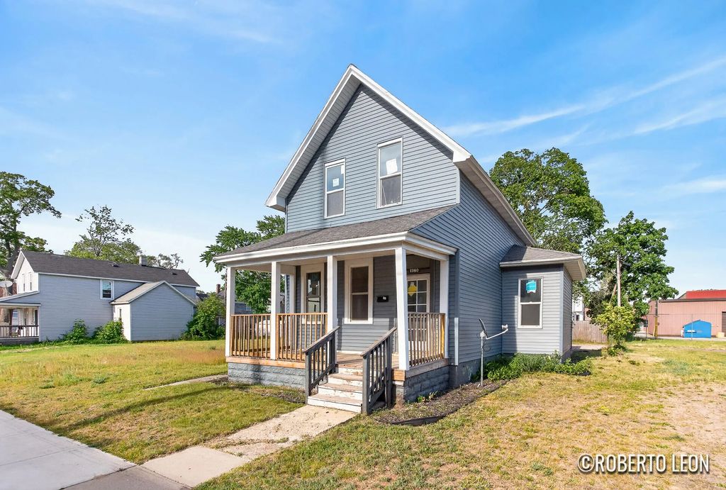 1380 Sanford Street, Muskegon