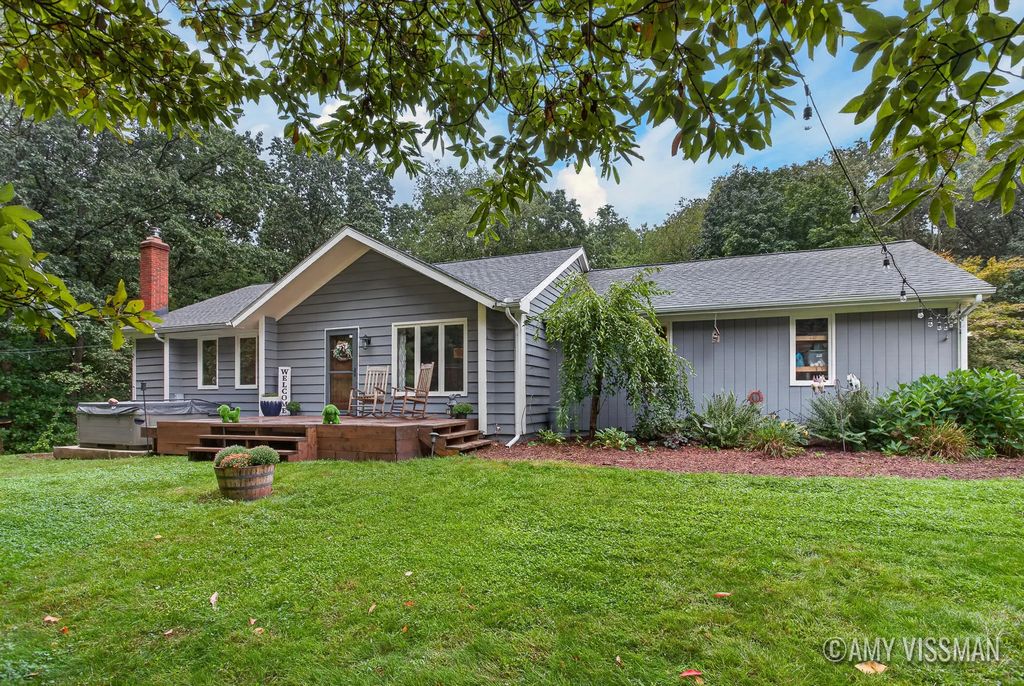 3688 Oak Meadow Lane, Lowell