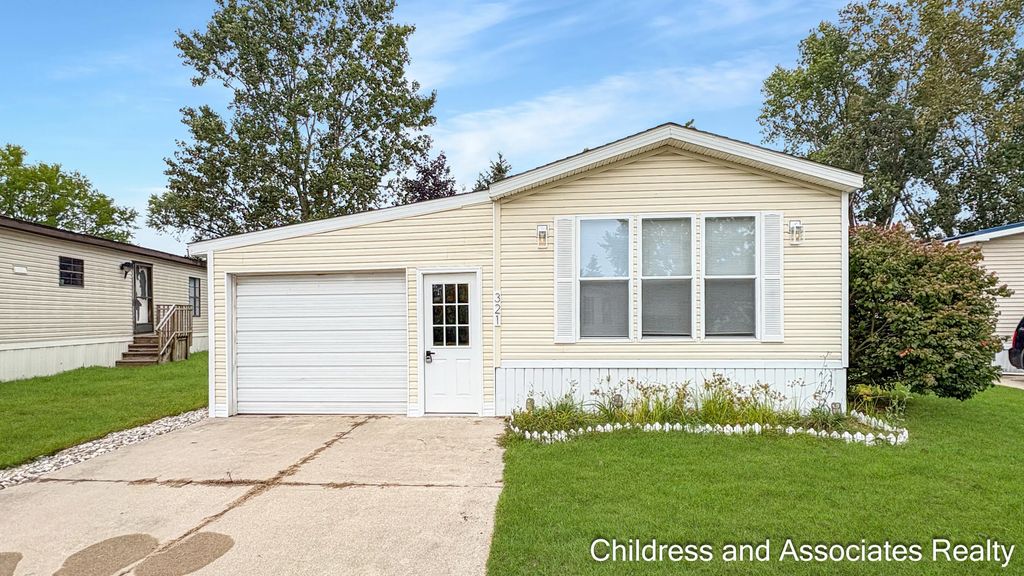 321 Valley Oak Drive, Coopersville