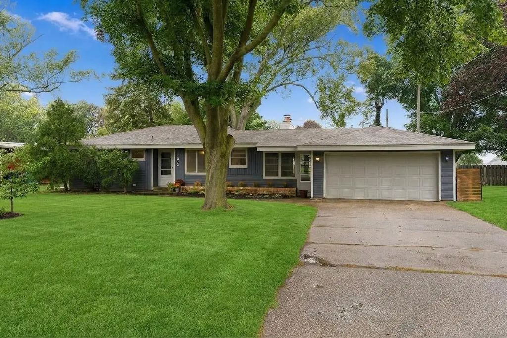 815 W 24th Street, Holland