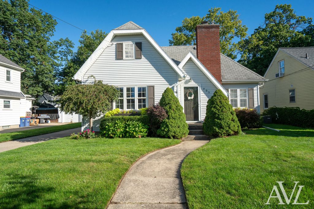 905 N Ottillia Street, Grand Rapids