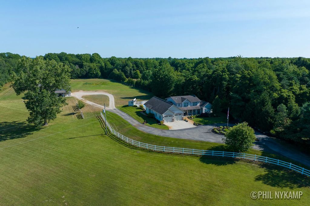 6325 143rd Avenue, Holland