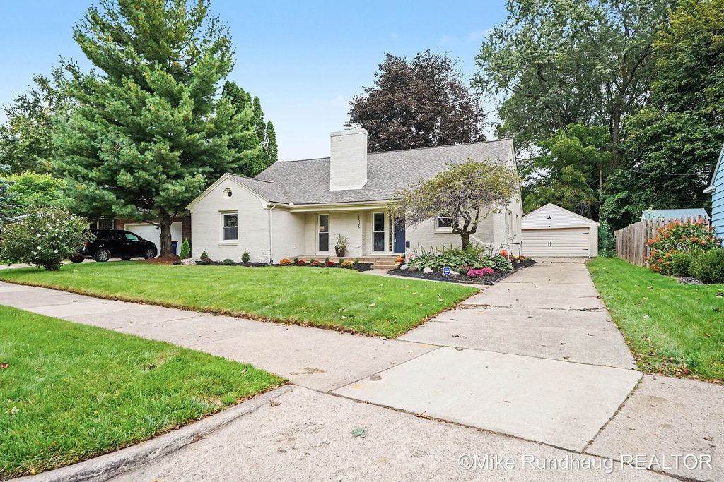 1625 Oswego Street, Grand Rapids