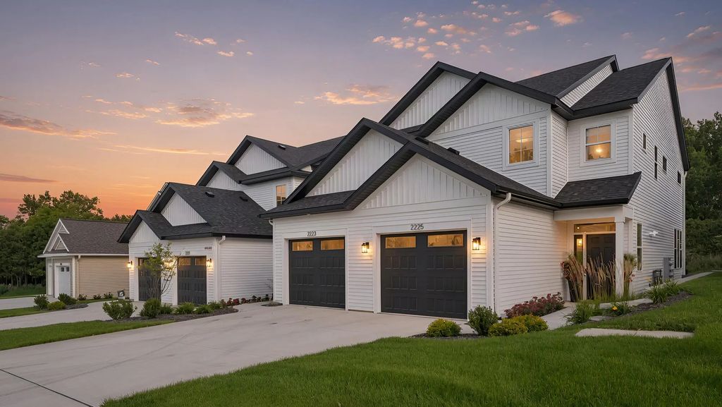 2225 Watertown Way, Grand Rapids